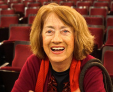 Museu Casa Alfredo Andersen recebe a artista Jocy de Oliveira para lançamento de livro inédito