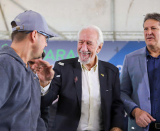  O vice-governador Darci Piana participa da inauguração do Residencial Verdes Campos. São 199 casas, sendo todas as unidades subsidiadas pelo Governo do Estado, por meio do Casa Fácil Paraná.