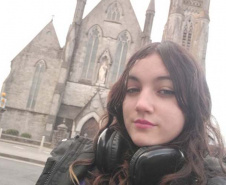  Luiza Gabrielly Damaratti, de 16 anos, estudante do 2º ano do ensino médio do Colégio Estadual do Campo Paulo Freire, de Palmas, acaba de retornar de um intercâmbio de um semestre na Irlanda.