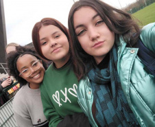  Luiza Gabrielly Damaratti, de 16 anos, estudante do 2º ano do ensino médio do Colégio Estadual do Campo Paulo Freire, de Palmas, acaba de retornar de um intercâmbio de um semestre na Irlanda.