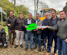 ENTREGA EQUIPAMENTOS AGRÍCOLAS