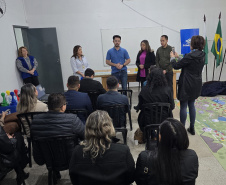 Sanepar entrega material pedagógico com enfoque ambiental para escolas de Apucarana