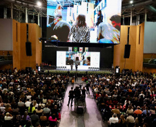 Saúde encerra participação em congresso nacional com premiação de municípios paranaenses