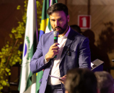 educa