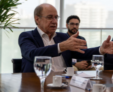 GOVERNADOR