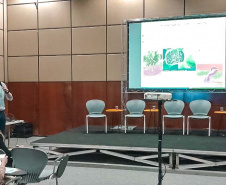 Paraná apresenta experiência em sanidade vegetal e animal em evento nacional de defesa agropecuária