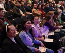 Campanha Junho Paraná Sem Drogas é lançada com alerta sobre dependência tecnológica