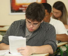 Exames Educação de Jovens e Adultos.  - Foto: Divulgação SEED