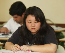 Exames Educação de Jovens e Adultos.  - Foto: Divulgação SEED