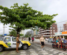Limpeza das praias, saúde e segurança são destaques na temporada. Mais de 174 toneladas de lixo foram recolhidas nas praias do Paraná pela Sanepar, houve cerca de 700 atendimentos médicos feitos pela equipe da Secretaria da Saúde.  Operação Verão, 2018/2019  -  Foto: Jaelson Lucas/ANPr