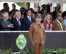 Governador Carlos Massa Ratinho Júnior participa da cerimônia de troca de comando da Polícia Militar do Paraná. O novo camandante-geral é o coronel Péricles de Matos. Ele substitui no cargo a coronel Audilene Dias Rocha.  -  Curitiba, 08/01/2019  -  Foto: José Fernando Ogura/ANPr