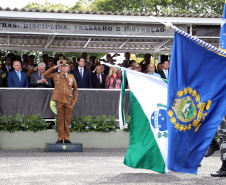 Governador Carlos Massa Ratinho Júnior participa da cerimônia de troca de comando da Polícia Militar do Paraná. O novo camandante-geral é o coronel Péricles de Matos. Ele substitui no cargo a coronel Audilene Dias Rocha.  -  Curitiba, 08/01/2019  -  Foto: José Fernando Ogura/ANPr