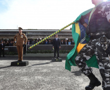 Governador Carlos Massa Ratinho Júnior participa da cerimônia de troca de comando da Polícia Militar do Paraná. O novo camandante-geral é o coronel Péricles de Matos. Ele substitui no cargo a coronel Audilene Dias Rocha.  -  Curitiba, 08/01/2019  -  Foto: Rodrigo Félix Leal
