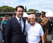 Governador Carlos Massa Ratinho Júnior participa da cerimônia de troca de comando da Polícia Militar do Paraná. O novo camandante-geral é o coronel Péricles de Matos. Ele substitui no cargo a coronel Audilene Dias Rocha.  -  Curitiba, 08/01/2019  -  Foto: Rodrigo Félix Leal
