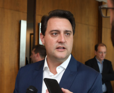 Governador Carlos Massa Ratinho Júnior durante reunião com representantes do setor produtivo de Londrina e região, no Palácio Iguaçu. -  Curitiba, 08/01/2019  -  Foto: Rodrigo Félix Leal