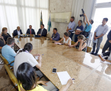 O secretário da Fazenda Renê de Oliveira Garcia Junior, detalha em entrevista coletiva a situação das contas do Estado, do novo SIAF, Sistema de Gestão Financeira do Governo e as medidas que vem adotando. - Curitiba, 10-01-19.Foto: Arnaldo Alves / ANPr.