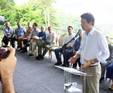 O governador Carlos Massa Ratinho Junior participou nesta quinta-feira (10), em Foz do Iguaçu, da solenidade em comemoração aos 80 anos do Parque Nacional do Iguaçu.  Considerado uma das mais belas reservas ecológicas do mundo, o Parque Nacional do Iguaçu tem 225 mil hectares e é reconhecido pela Unesco como Patrimônio Natural da Humanidade. Foz do Iguaçu,10/01/2018 Foto:Jaelson Lucas / ANPr