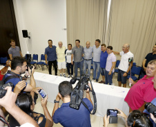 O Litoral do Paraná vai ganhar um calendário turístico, que começará a ser elaborado pelo Governo do Estado ainda neste ano, após o Carnaval. O anúncio foi feito pelo governador Carlos Massa Ratinho Junior, durante reunião com os prefeitos do Litoral, neste sábado (12), em Matinhos. Matinhos, 12-01-19.Foto: Arnaldo Alves / ANPr.
