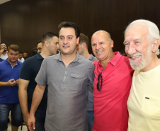 O Litoral do Paraná vai ganhar um calendário turístico, que começará a ser elaborado pelo Governo do Estado ainda neste ano, após o Carnaval. O anúncio foi feito pelo governador Carlos Massa Ratinho Junior, durante reunião com os prefeitos do Litoral, neste sábado (12), em Matinhos. Matinhos, 12-01-19.Foto:Rodrigo Felix Leal / ANPr.
