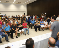 O Litoral do Paraná vai ganhar um calendário turístico, que começará a ser elaborado pelo Governo do Estado ainda neste ano, após o Carnaval. O anúncio foi feito pelo governador Carlos Massa Ratinho Junior, durante reunião com os prefeitos do Litoral, neste sábado (12), em Matinhos. Matinhos, 12-01-19.Foto:Rodrigo Felix Leal / ANPr.