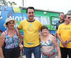 O governador Carlos Massa Ratinho Junior, caminhou na Orla de Matinhos e participou do lançamento das atividades esportivas na Operação Verão Paraná, com o Jogo dos Atletas, na arena multiuso. Foto: Rodrigo Felix Leal/ANPR
