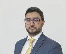 O governador Carlos Massa Ratinho Júnior nomeou o economista Luiz Fernando Garcia da Silva como novo diretor-presidente da Administração dos Portos de Paranaguá e Antonina (Appa). Garcia assume o cargo depois de ter a indicação aprovada pelo Conselho de Administração dos portos paranaenses. Foto: Arnaldo Alves/ANPr