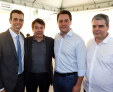 O governador Carlos Massa Ratinho Junior, acompanhou a apresentação das diretrizes de trabalho da nova gestão para a Educação, em encontro com o secretário Renato Feder e funcionários da Secretaria de Educação e do Esporte.Curitiba, 17-01-19.Foto: Foto: Rodrigo Félix Leal