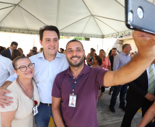 O governador Carlos Massa Ratinho Junior, acompanhou a apresentação das diretrizes de trabalho da nova gestão para a Educação, em encontro com o secretário Renato Feder e funcionários da Secretaria de Educação e do Esporte.Curitiba, 17-01-19.Foto: Foto: Rodrigo Félix Leal