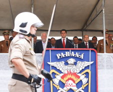 O governador Carlos Massa Ratinho Junior participa da solenidade de troca de comando do Corpo de Bombeiros do Paraná. O coronel Samuel Prestes assume o comando, em substituição ao coronel Antônio Carlos de Morais, que ocupava interinamente o cargo. - Curitiba, 21/01/2019 - Foto: Rodrigo Felix Leal/ANPr