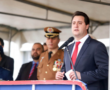 O governador Carlos Massa Ratinho Junior participa da solenidade de troca de comando do Corpo de Bombeiros do Paraná. O coronel Samuel Prestes assume o comando, em substituição ao coronel Antônio Carlos de Morais, que ocupava interinamente o cargo. - Curitiba, 21/01/2019 - Foto: Rodrigo Felix Leal/ANPr