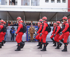O governador Carlos Massa Ratinho Junior participa da solenidade de troca de comando do Corpo de Bombeiros do Paraná. O coronel Samuel Prestes assume o comando, em substituição ao coronel Antônio Carlos de Morais, que ocupava interinamente o cargo. - Curitiba, 21/01/2019 - Foto: Rodrigo Felix Leal/ANPr