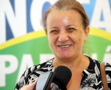 O secretário da Fazenda, Renê Garcia Júnior, entregou nesta segunda-feira (21) os três principais prêmios do 38º sorteio do Nota Paraná, que aconteceu no último dia 10 de janeiro