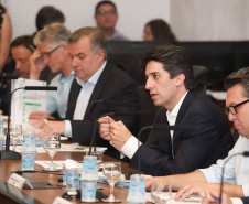 O governador Carlos Massa Ratinho Junior determinou a contratação de uma auditoria externa para avaliar as folhas de pagamento dos servidores ativos do Poder Executivo e inativos da Paranaprevidência (todos os Poderes).  -  Curitiba, 22/01/2019  -  Foto: Rodrigo Félix Leal