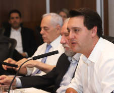 O governador Carlos Massa Ratinho Junior determinou a contratação de uma auditoria externa para avaliar as folhas de pagamento dos servidores ativos do Poder Executivo e inativos da Paranaprevidência (todos os Poderes).  -  Curitiba, 22/01/2019  -  Foto: Rodrigo Félix Leal