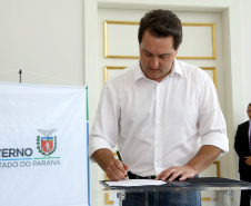 O governador Carlos Massa Ratinho Junior determinou a contratação de uma auditoria externa para avaliar as folhas de pagamento dos servidores ativos do Poder Executivo e inativos da Paranaprevidência (todos os Poderes). - Curitiba,22/01/2019 Foto:Jaelson Lucas / ANPr