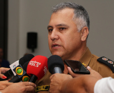 A temporada de verão no Paraná fechou os primeiros 30 dias e os serviços do Governo do Estado foram marcantes ao proporcionarem mais segurança, alternativas de lazer e serviços gratuitos ao veranista. Na foto, o Coordenador da Operação Verão Paraná 2018/2019 e Comandante do 6° Comando Regional da PM (6° CRPM), coronel Valterlei Mattos de Souza.  - Litoral do Paraná, Operação Verão, 22/01/2019  -  Foto: Divulgação PMPR