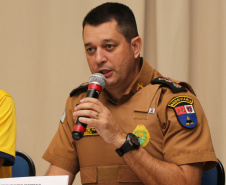 A temporada de verão no Paraná fechou os primeiros 30 dias e os serviços do Governo do Estado foram marcantes ao proporcionarem mais segurança, alternativas de lazer e serviços gratuitos ao veranista. Na foto, o te.coronel Erich Wagner Osternac, da Polícia Rodoviária. - Litoral do Paraná, Operação Verão, 22/01/2019  -  Foto: Divulgação PMPR