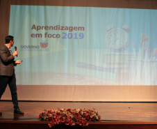 A Secretaria de Estado da Educação iniciou nessa quinta-feira (24), em Pinhão (no Centro-Sul), a segunda etapa do Seminário de Diretores ? Aprendizagem em Foco 2019. Participam cerca de 700 servidores, entre diretores das escolas estaduais, chefes de Núcleos de Educação e técnicos pedagógicos, das regionais de Campo Mourão, Pitanga, Ivaiporã, Goioerê, Cianorte, Paranavaí, Loanda, Umuarama, Assis Chateaubriand e Toledo .  -  Faxinal do Céu, 24/01/2019  -  Foto: Fernando de Jesus/SEED