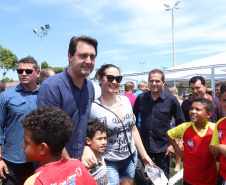 O governador Carlos Massa Ratinho Junior e o prefeito de Curitiba, Rafael Greca, inauguraram neste sábado (02) um parque esportivo no Bairro Novo. A estrutura conta com quadra de futebol com grama sintética, pista de skate com oito obstáculos e quadra poliesportiva. Curitiba,02/02/2019   -  Foto: Rodrigo Félix Leal/ANPr