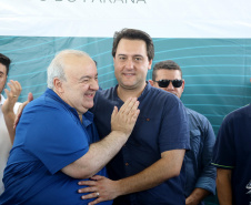 O governador Carlos Massa Ratinho Junior e o prefeito de Curitiba, Rafael Greca, inauguraram neste sábado (02) um parque esportivo no Bairro Novo. A estrutura conta com quadra de futebol com grama sintética, pista de skate com oito obstáculos e quadra poliesportiva. Curitiba,02/02/2019 Foto:Jaelson Lucas / ANPr