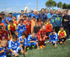 O governador Carlos Massa Ratinho Junior e o prefeito de Curitiba, Rafael Greca, inauguraram neste sábado (02) um parque esportivo no Bairro Novo. A estrutura conta com quadra de futebol com grama sintética, pista de skate com oito obstáculos e quadra poliesportiva. Curitiba,02/02/2019 Foto:Jaelson Lucas / ANPr