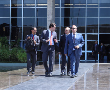 O governador Carlos Massa Ratinho Junior participou nesta segunda-feira (4), em Brasília, do lançamento do projeto de lei anticrime apresentado pelo ministro da Justiça e Segurança Pública, Sergio Moro. O governador colocou a estrutura do Estado à disposição para implantar as medidas no Paraná. - Brasília, 04/02/2019 - Foto: Rodrigo Félix Leal/ANPr