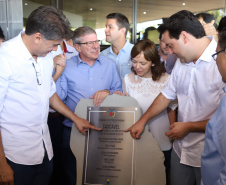 Uma solenidade especial na prefeitura municipal de Cascavel marcou a transferência do Governo do Paraná de Curitiba para Cascavel na manhã desta quinta-feira (7). O decreto é temporário e vale até sexta-feira (8). O governador Carlos Massa Ratinho Junior, secretários de Estado e presidentes das empresas estatais cumprem agenda intensa no município com representantes políticos e empresariais da região Oeste. - Cascavel, 07/02/2019 - Foto: José Fernando Ogura/ANPr