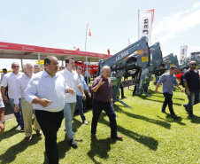 Governador Carlos Massa Ratinho Júnior visita estandes do Show Rural  -  Cascavel, 07/02/2019  -  Foto: Arnaldo Alves/ANPr