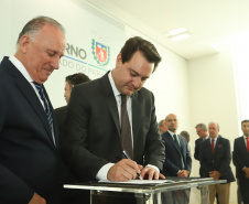 O governador Carlos Massa Ratinho Junior  deu posse, em cerimônia no Palácio Iguaçu, ao secretário de Estado do Desenvolvimento Sustentável e Turismo, Marcio Nunes, e aos presidentes das autarquias vinculadas à pasta. Foram empossados os presidentes do Instituto Água e Terra, Everton Souza; do Simepar, Eduardo Alvin; da Paraná Desenvolvimento, Eduardo Bekin; e da Paraná Turismo, João Jacob Mehl.  -  Curitiba, 12/02/2019  -  Foto: Rodrigo Félix Leal/ANPr