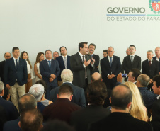 O governador Carlos Massa Ratinho Junior  deu posse, em cerimônia no Palácio Iguaçu, ao secretário de Estado do Desenvolvimento Sustentável e Turismo, Marcio Nunes, e aos presidentes das autarquias vinculadas à pasta. Foram empossados os presidentes do Instituto Água e Terra, Everton Souza; do Simepar, Eduardo Alvin; da Paraná Desenvolvimento, Eduardo Bekin; e da Paraná Turismo, João Jacob Mehl.  -  Curitiba, 12/02/2019  -  Foto: Rodrigo Félix Leal/ANPr