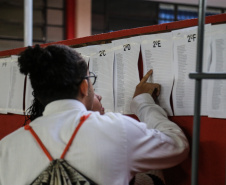 Aluno da Escola Estadual São Cristóvão no início do ano letivo. Curitiba, 14/02/2019 -  Foto: Geraldo Bubniak/ANPr