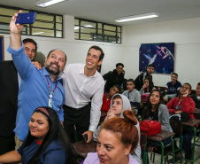 O secretário de Educação Renato Feder em visita na Escola Estadual São Cristóvão no início do ano letivo. Curitiba, 14/02/2019 -  Foto: Geraldo Bubniak/ANPr