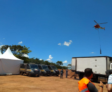 Equipe do Paraná durante resgates em Brumadinho (MG). Foto: Divulgação/ANPr