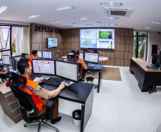 As equipes da Coordenadoria Estadual de Proteção e Defesa Civil estão monitorando a situação de Guaratuba, no Litoral do Estado, que foi atingida por fortes chuvas neste fim de semana